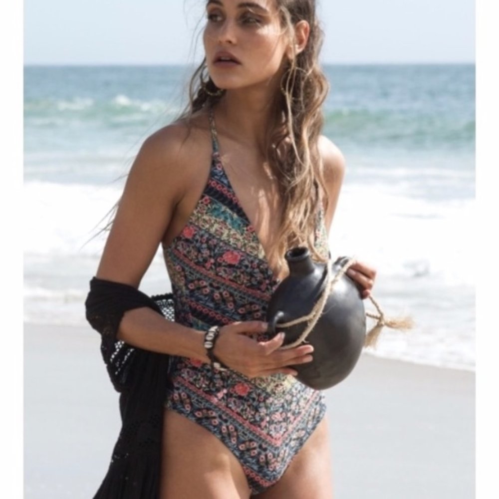 NWT O'Neill Porter One Piece Swim Suit